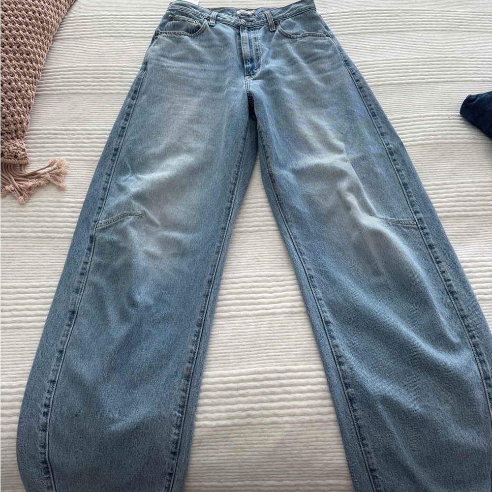 Women’s Cinch Waist Barrel Jeans size 29/33